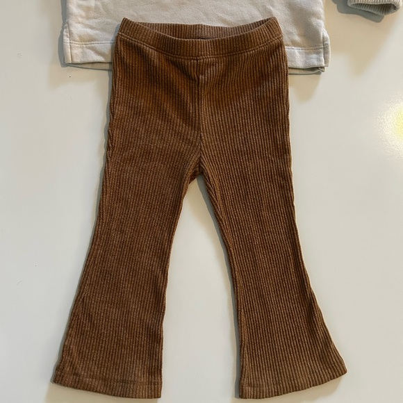 Old Navy Cream Fleece Hoodie size 2T - Picture 7 of 8